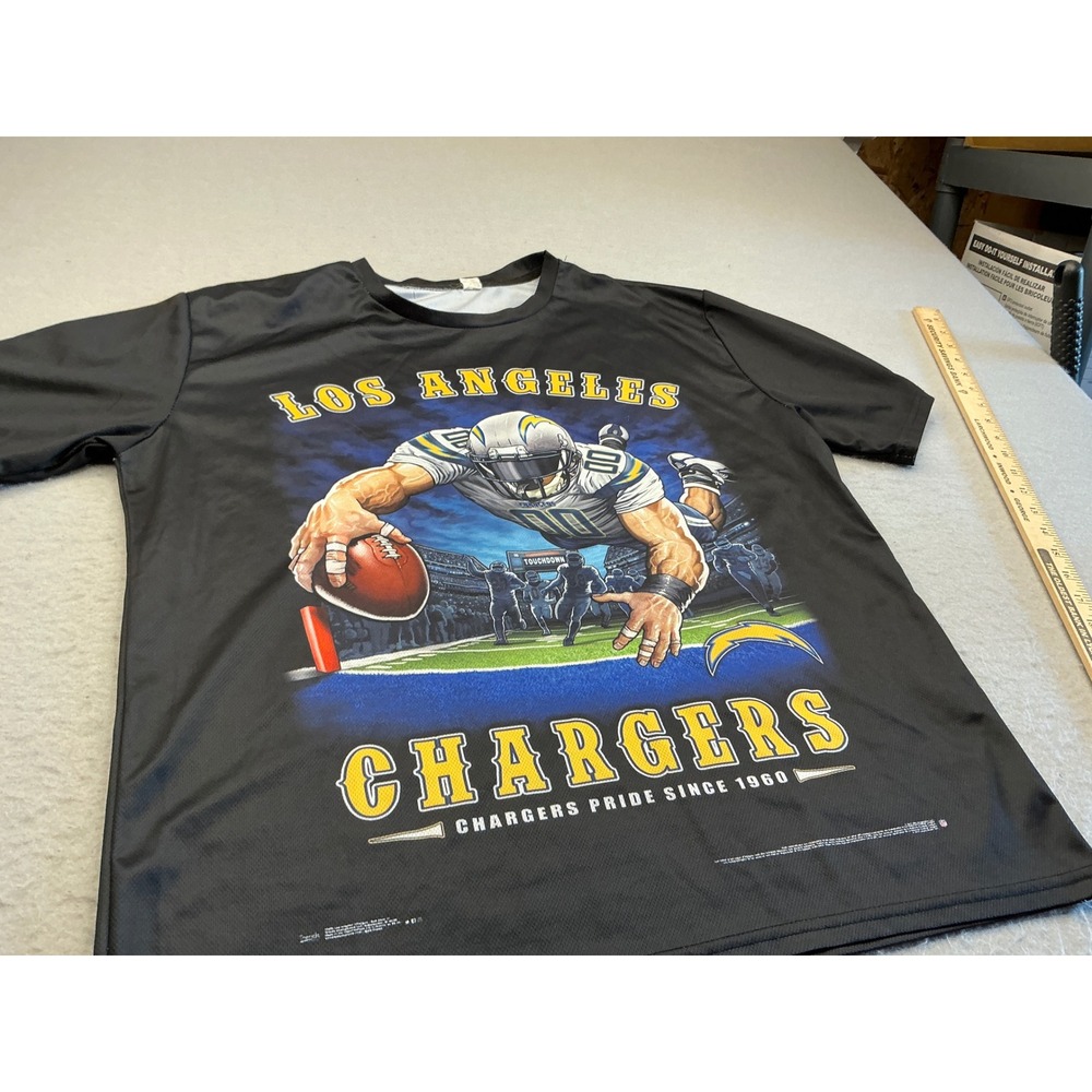Unbranded Los Angeles Chargers Graphic T-Shirt Diving Player Black 3XL NFL Fan